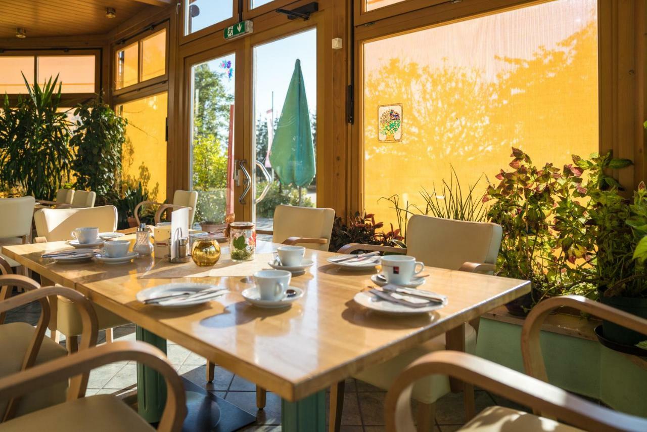 Kirchenwirt Mirth Hotel Eltendorf Ngoại thất bức ảnh